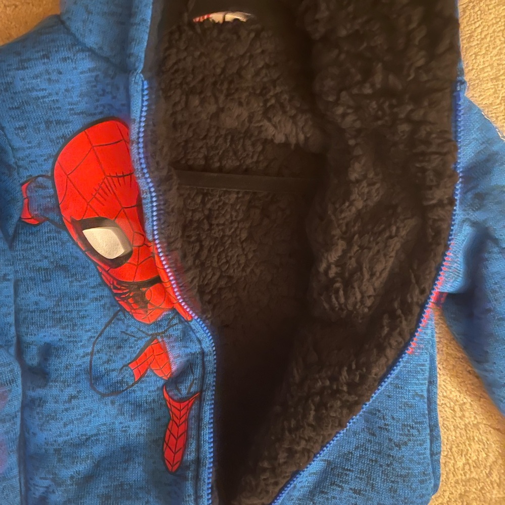 Boys size 7 Spider-Man jacket!